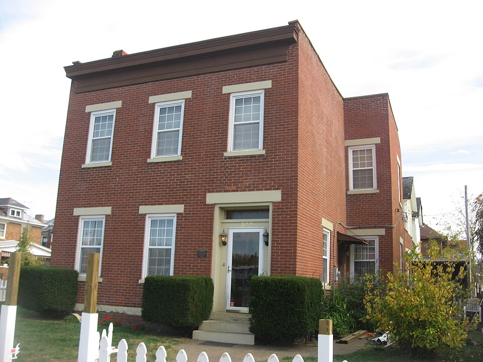 Photograph of Dole-Darrell House