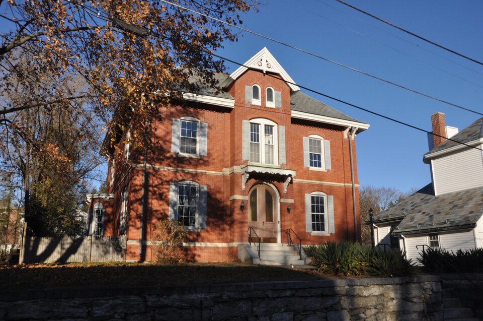 Photograph of Sylvester Dresser House