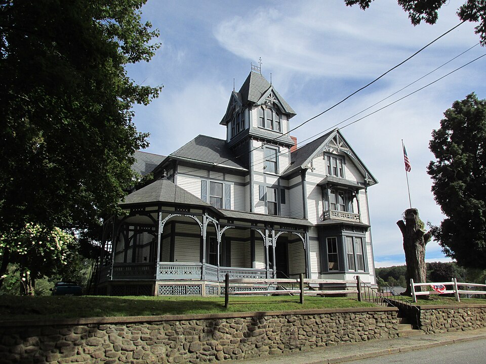 Photograph of Alpha M. Cheney House