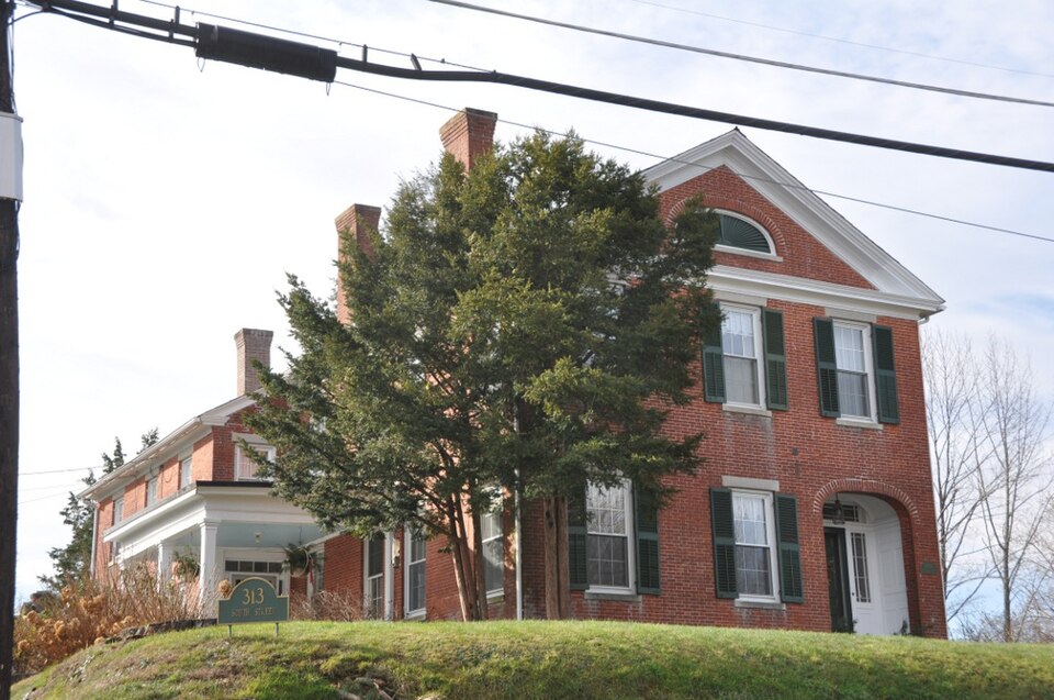 Photograph of Judson-Litchfield House