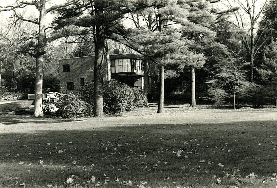 Photograph of George B. and Ruth D. Wells House