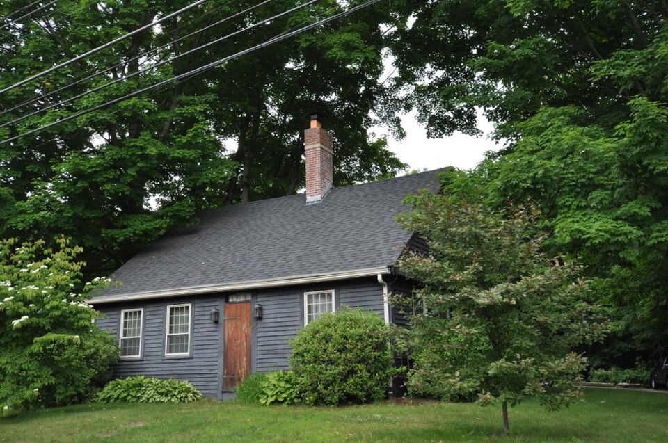 Photograph of Ammidown-Harding Farmhouse