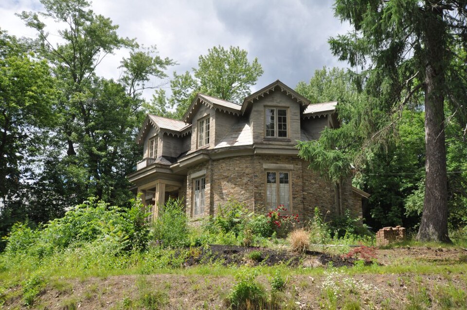 Photograph of Cliff Cottage