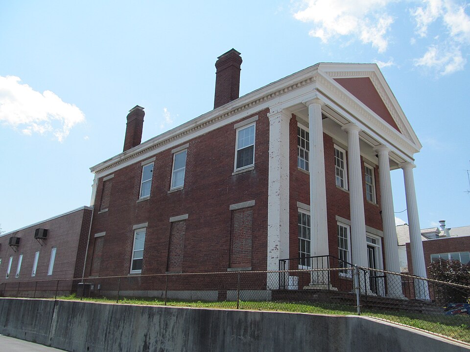 Photograph of Tiffany-Leonard House