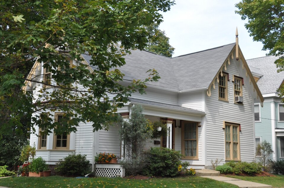 Photograph of Pressey-Eustis House