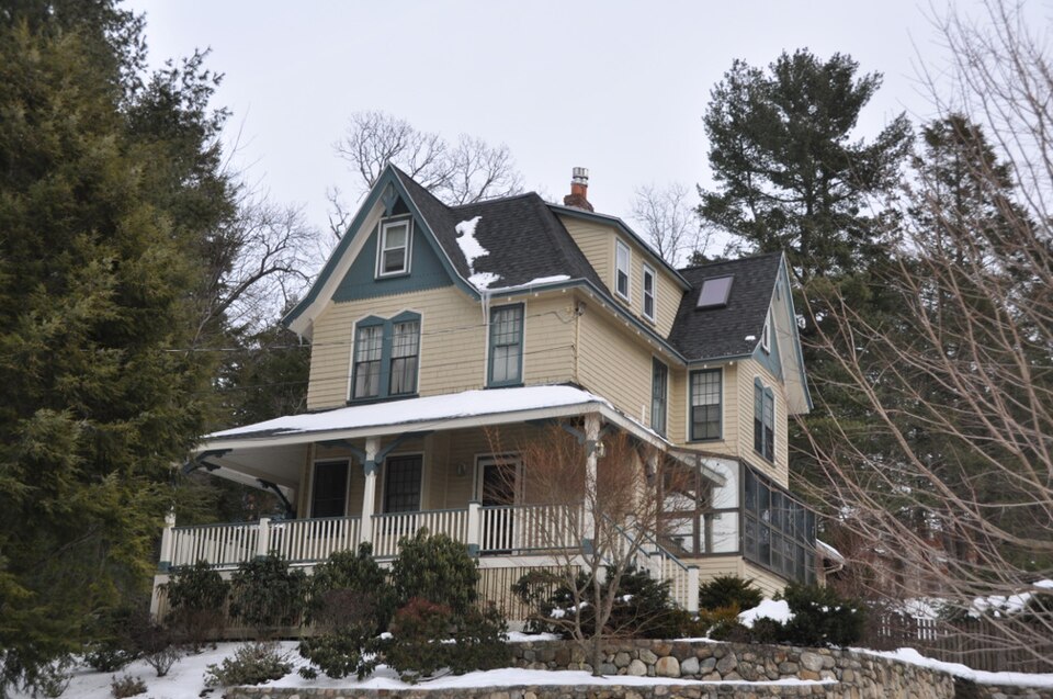 Photograph of Cole House