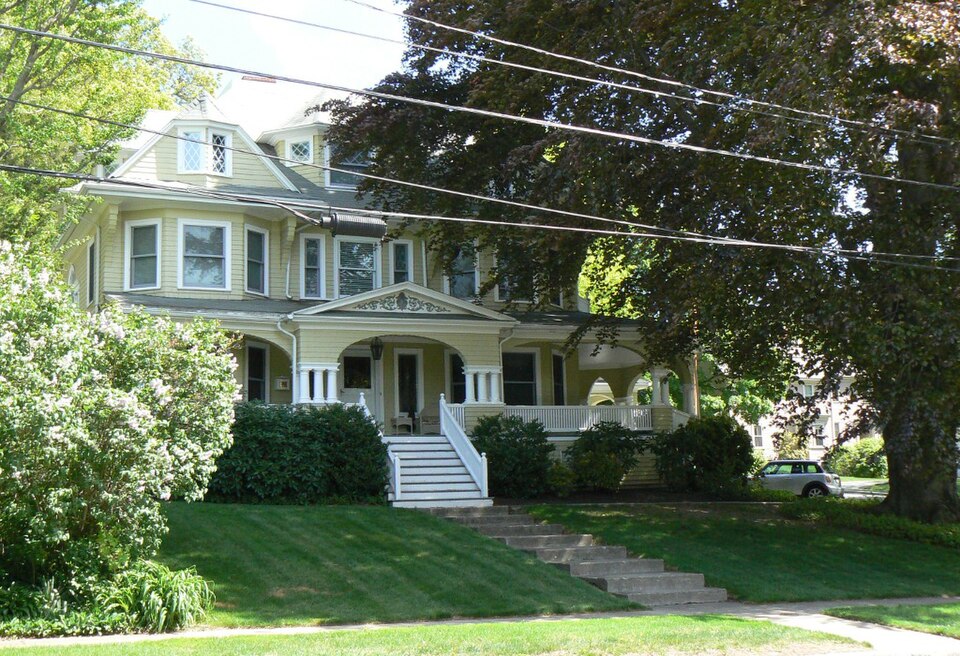 Photograph of Edward Braddock House