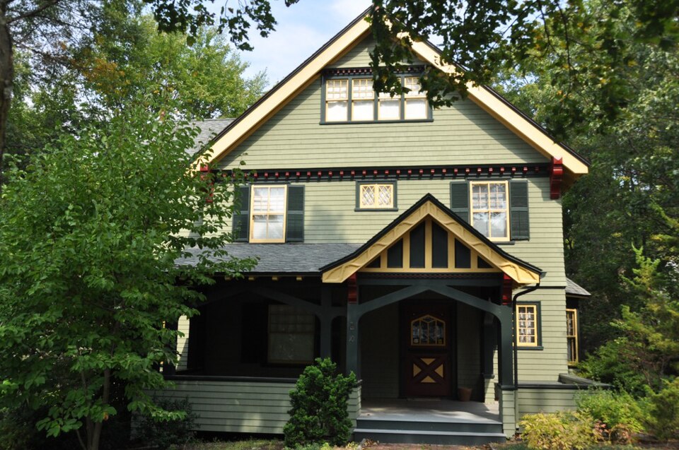 Photograph of Arthur H. Russell House