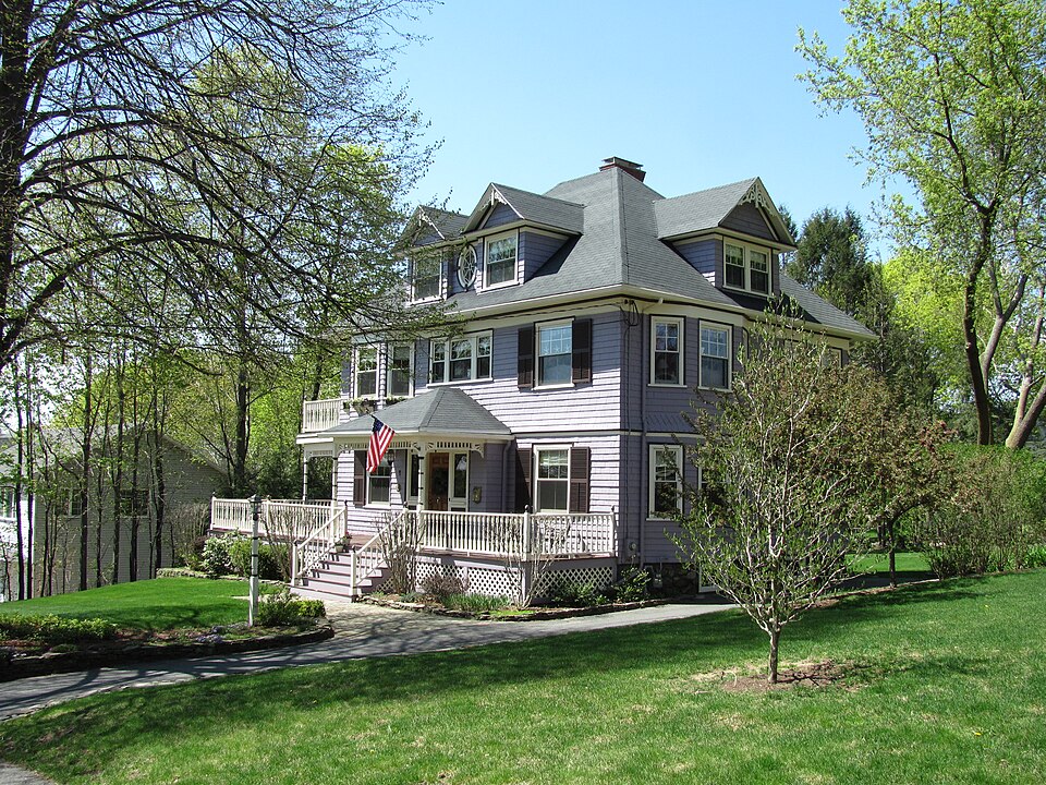 Photograph of House at 9 White Avenue