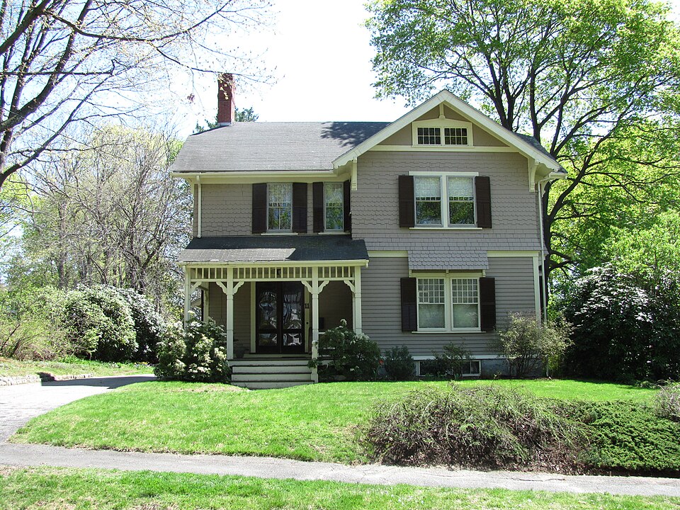 Photograph of House at 11 Wave Avenue