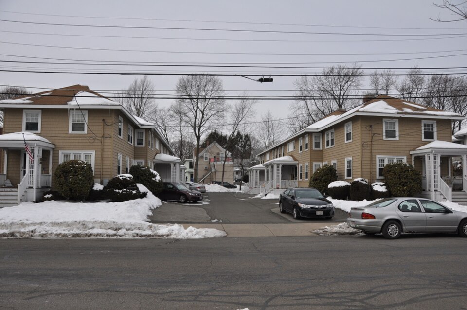Photograph of Buildings at 35-37 Richardson Avenue