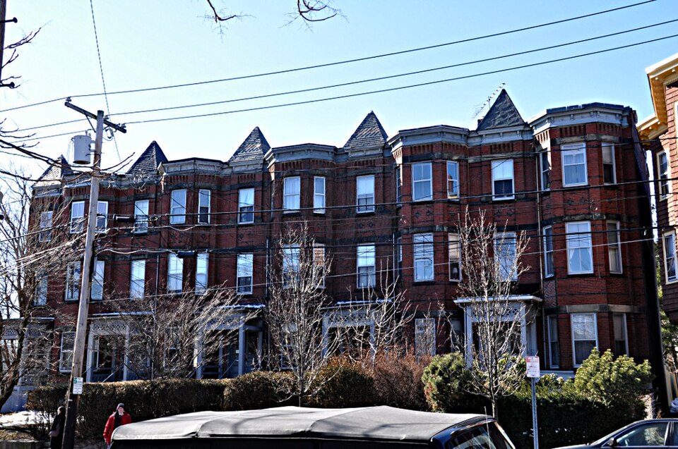 Photograph of Houses at 28-36 Beacon Street