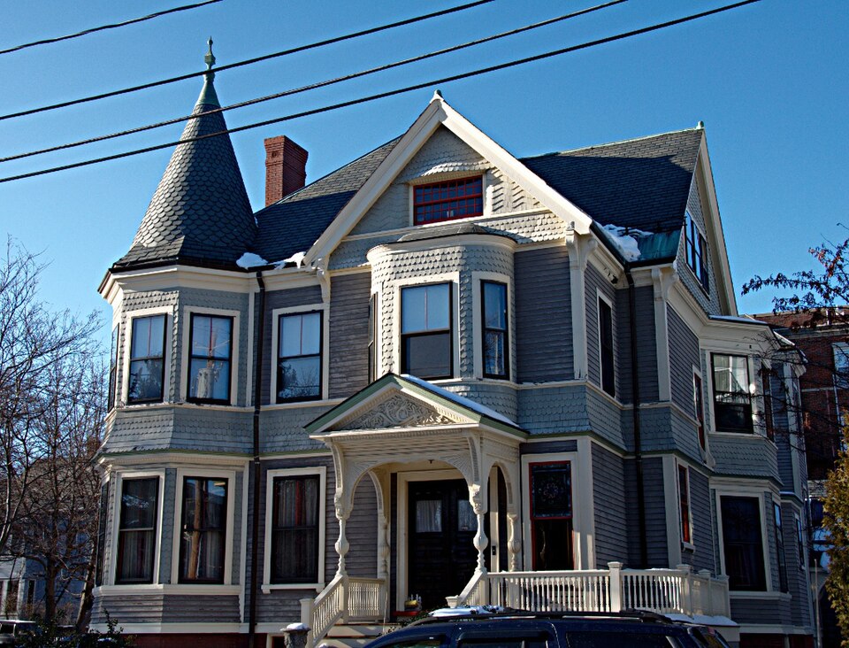Photograph of Clifton Bacon House