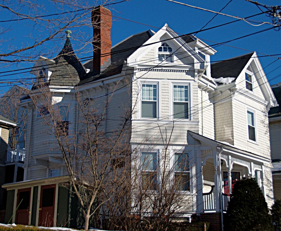 Photograph of Louville V. Niles House