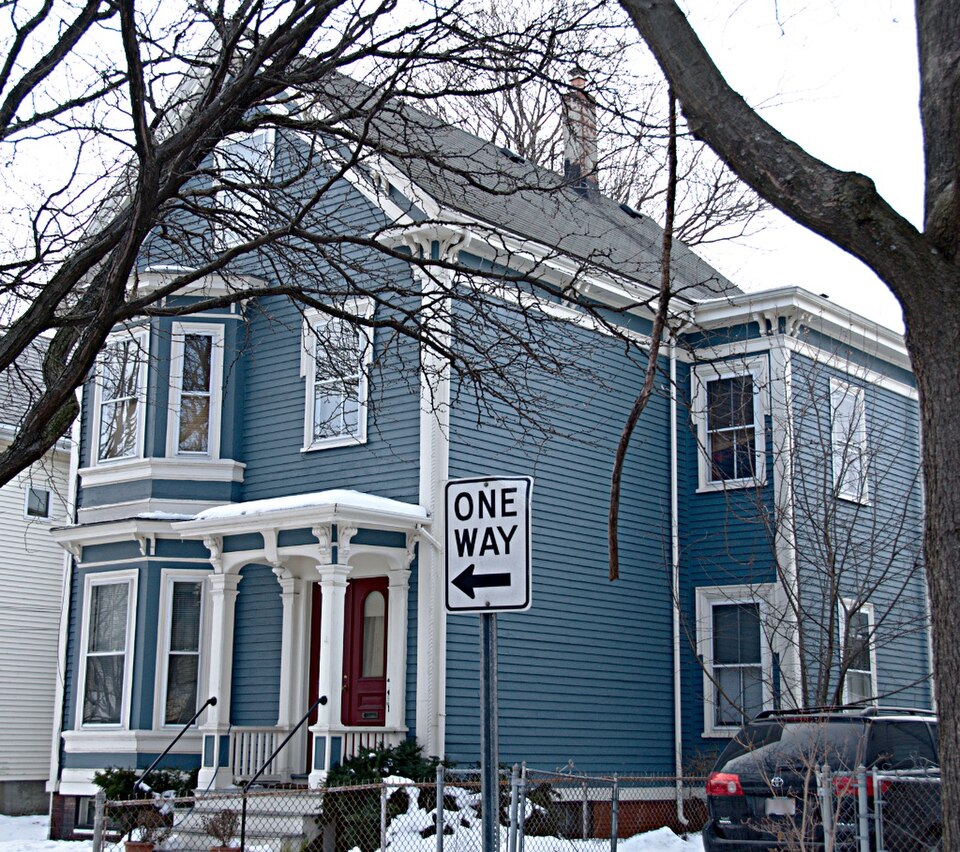 Photograph of Parker-Burnett House
