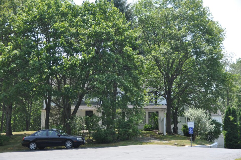 Photograph of Benjamin Wellington House