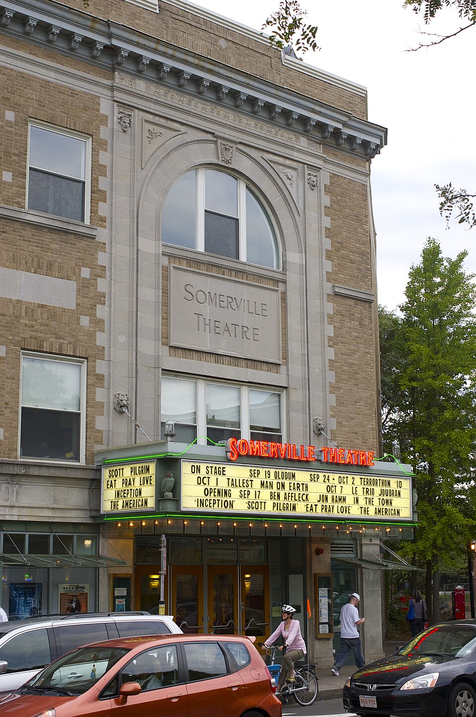 Photograph of Somerville Theatre