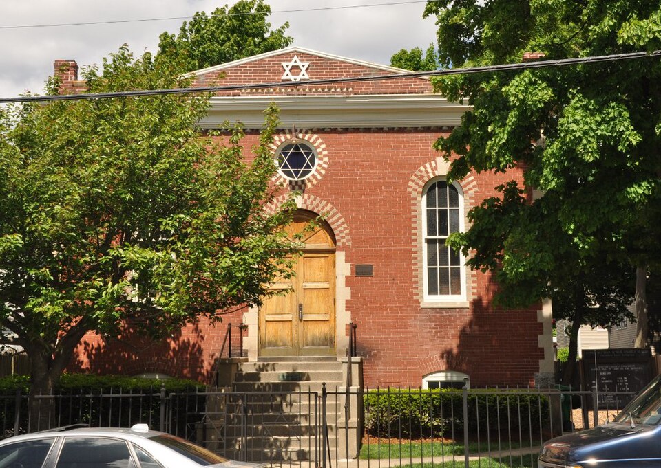 Photograph of Adams Street Shul