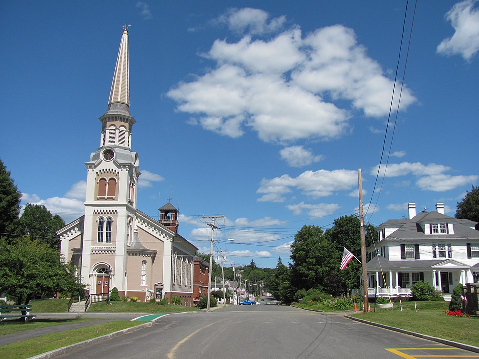 Photograph of Brookfield Common Historic District
