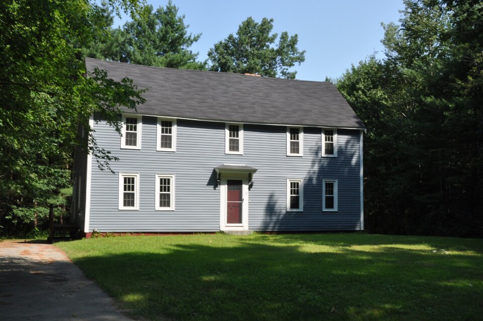 Photograph of Deacon Samuel Hill House