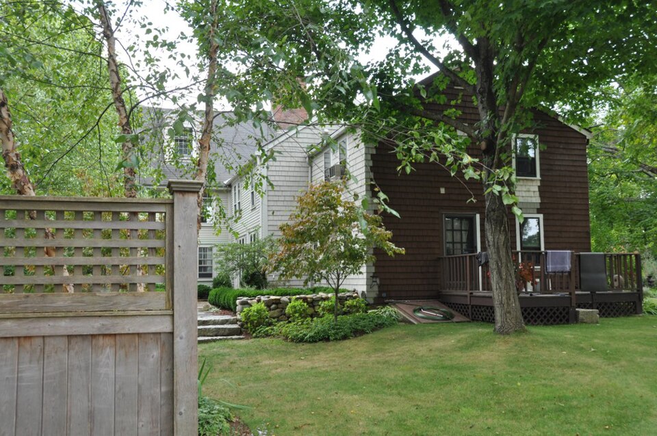 Photograph of James Burnham House