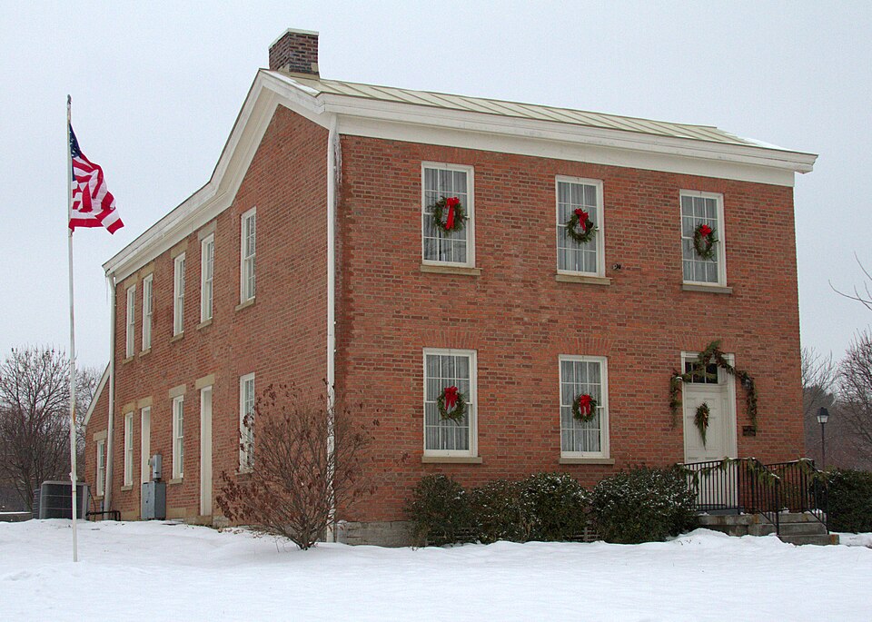 Photograph of Morgan-Hueston House