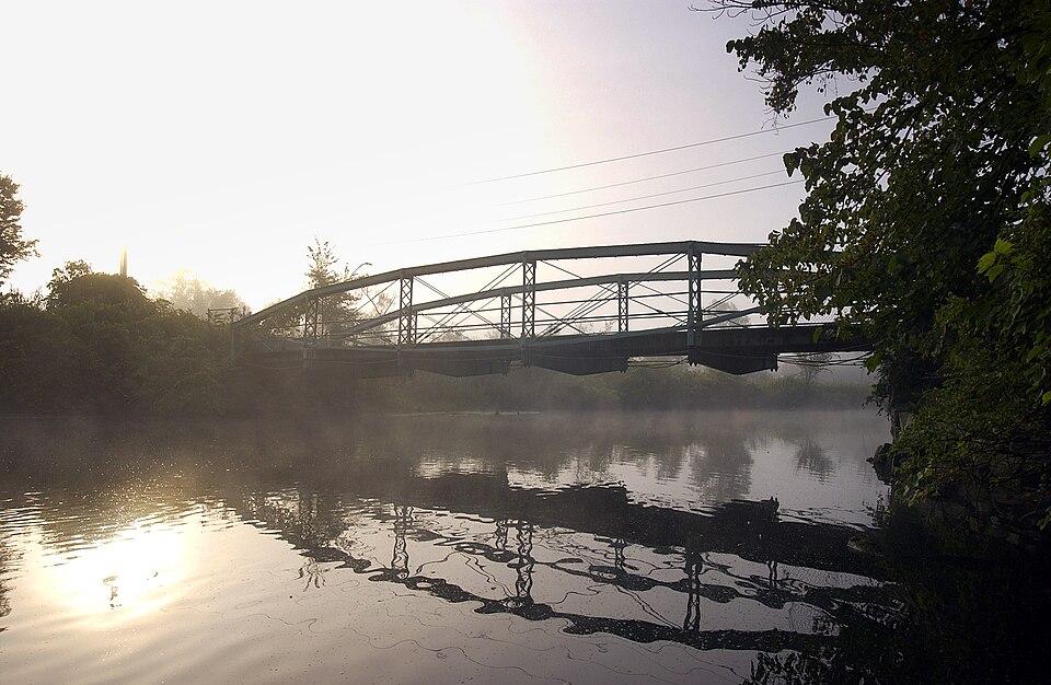 Photograph of Golden Hill Bridge