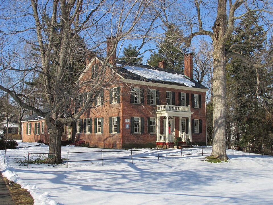 Photograph of Longmeadow Street-North Historic District