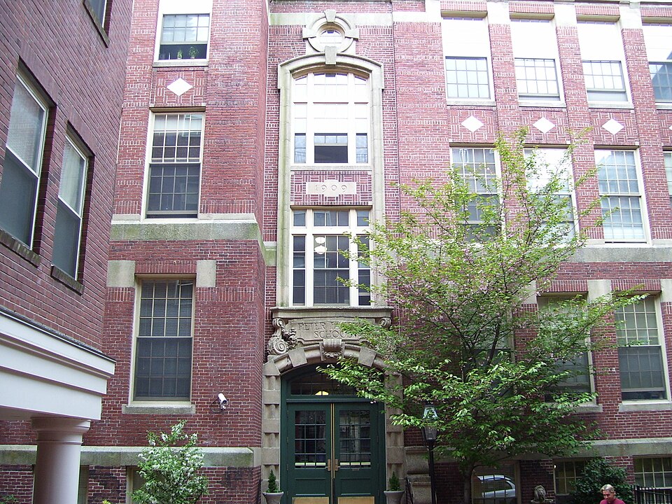 Photograph of Peter Faneuil School