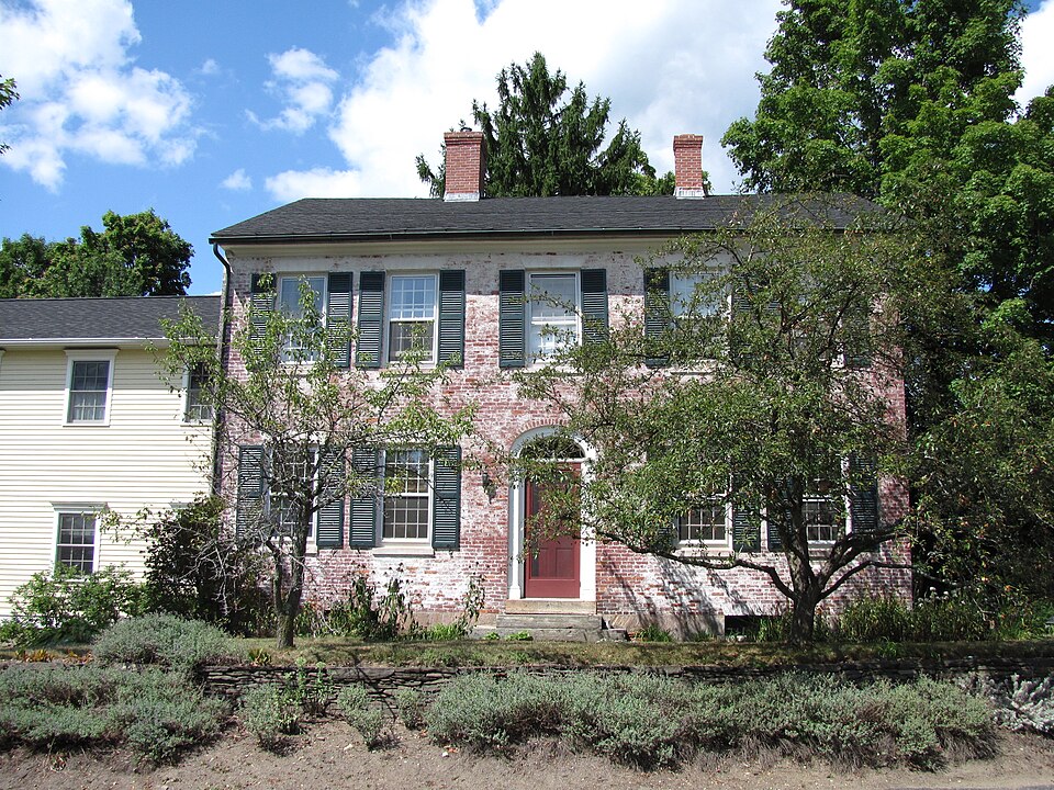 Photograph of South Amherst Common Historic District
