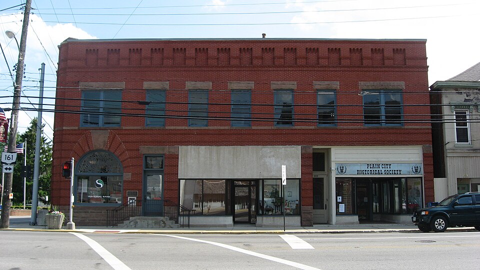 Photograph of Farmers National Bank