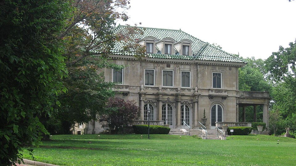 Photograph of David and Mary May House