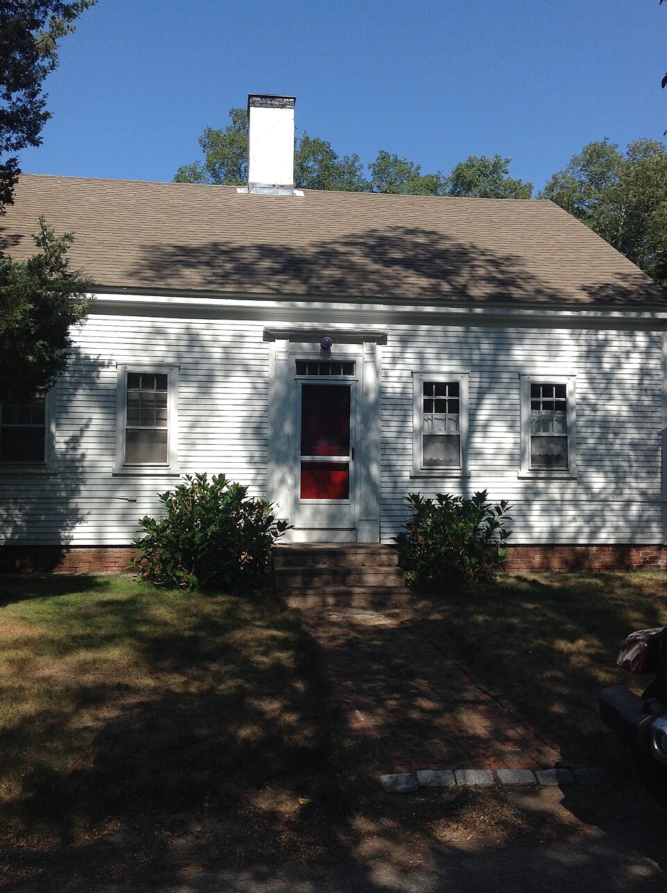 Photograph of Saunders-Paine House