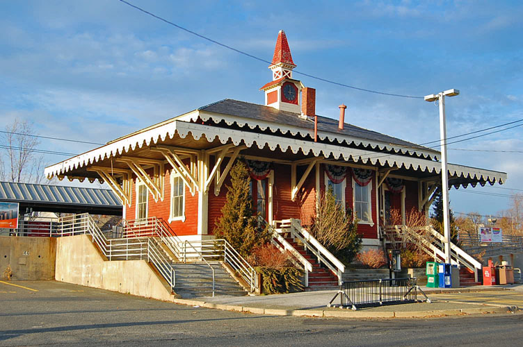 Photograph of Swampscott station
