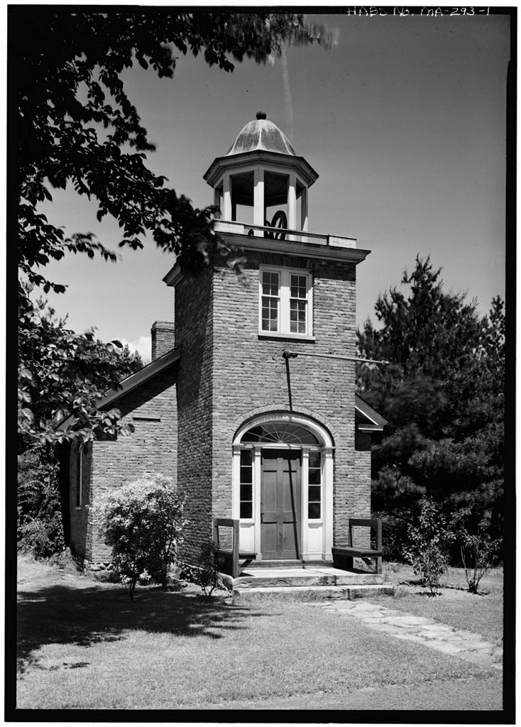 Little Red Schoolhouse, photograph filed with the federal survey