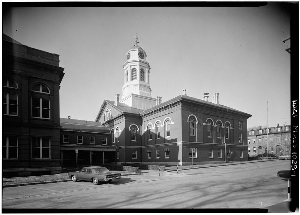 Middlesex County Superior Court Building, photograph filed with the federal survey