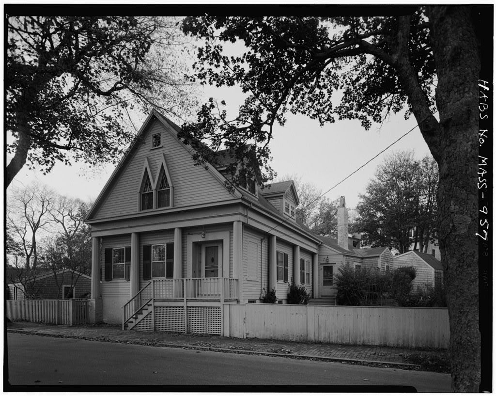 Easton-Joy House, 4 North Water Street, Nantucket, Nantucket County, MA, photograph filed with the federal survey