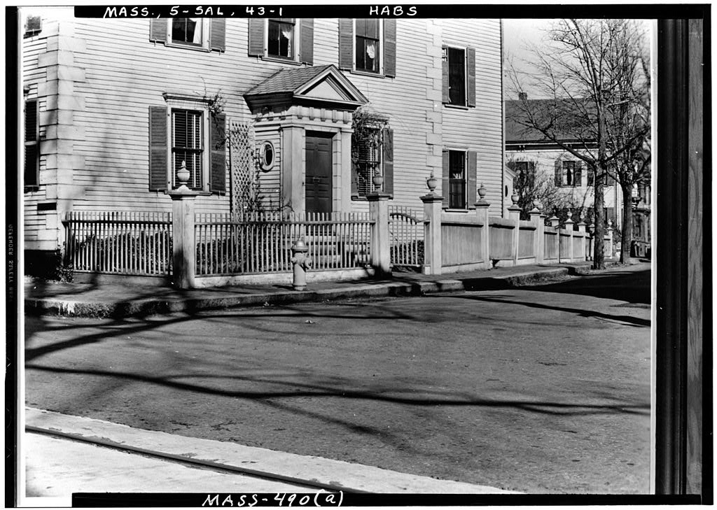 Boardman-Bowen House (Fence), photograph filed with the federal survey