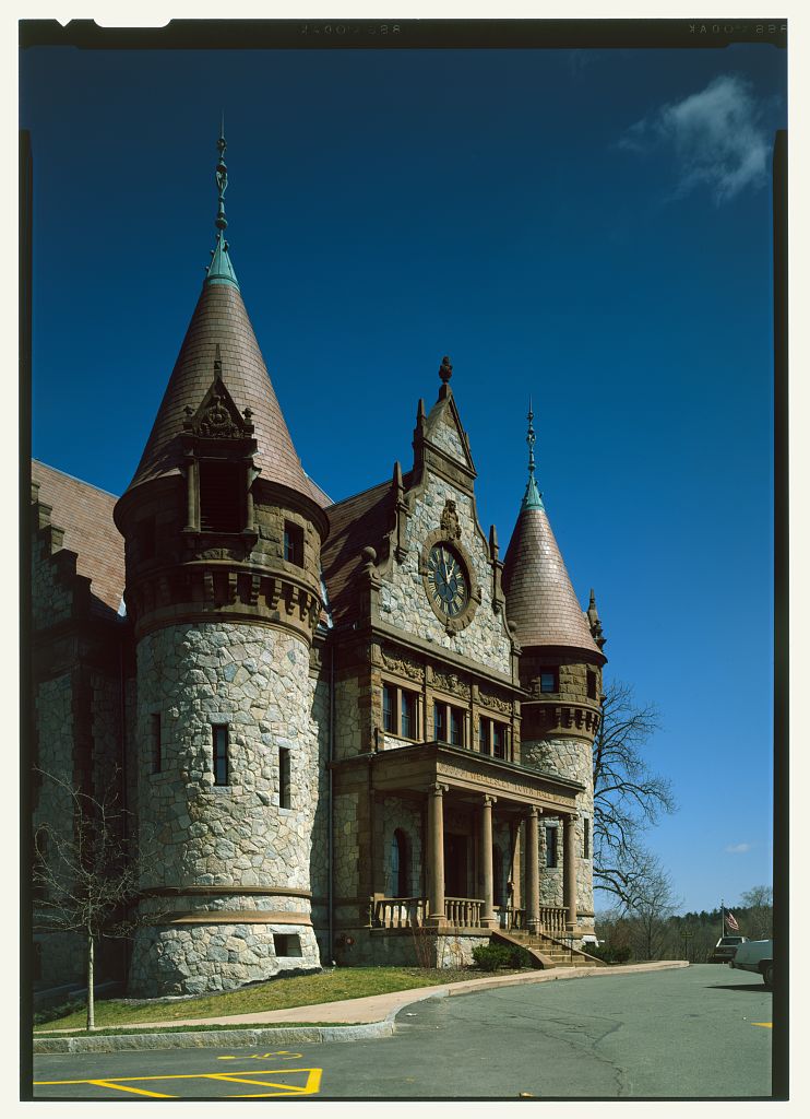 Wellesley Town Hall, photograph filed with the federal survey