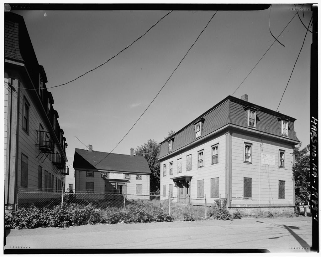13-14 Marion Street (House), photograph filed with the federal survey
