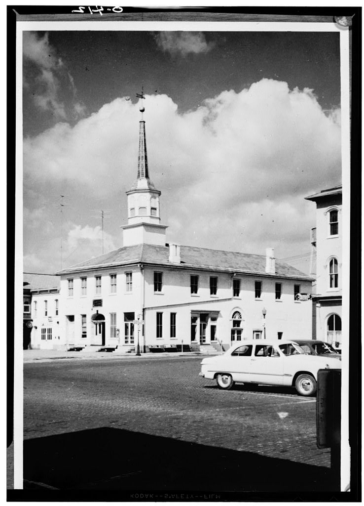 Old Perry County Courthouse, photograph filed with the federal survey