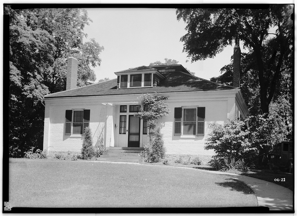 Presbyterian Parsonage, photograph filed with the federal survey