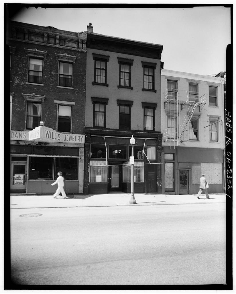 817 Vine Street (Commercial Building), Cincinnati, Hamilton County, OH, photograph filed with the federal survey
