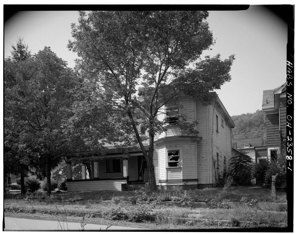 4711 Guernsey Street (House), photograph filed with the federal survey