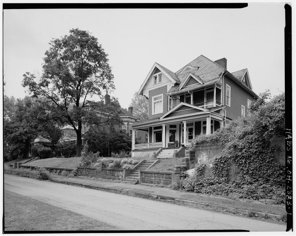 4825 Guernsey Street (house), photograph filed with the federal survey