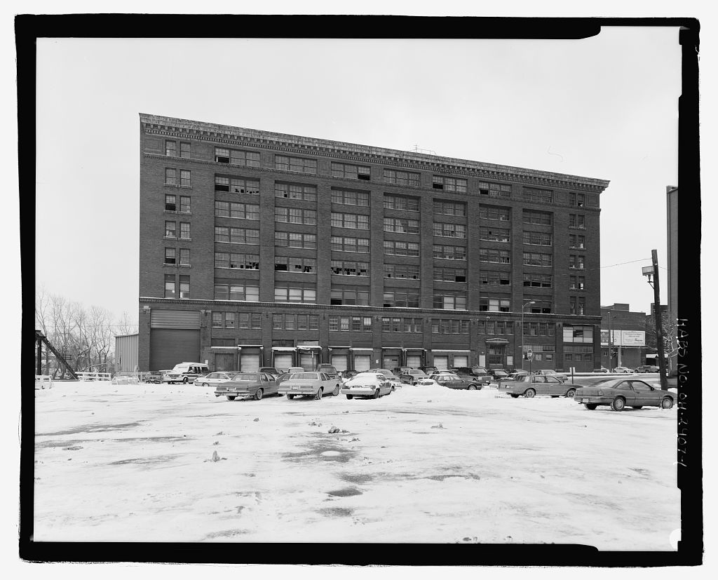 Bostwick-Braun Warehouse, photograph filed with the federal survey