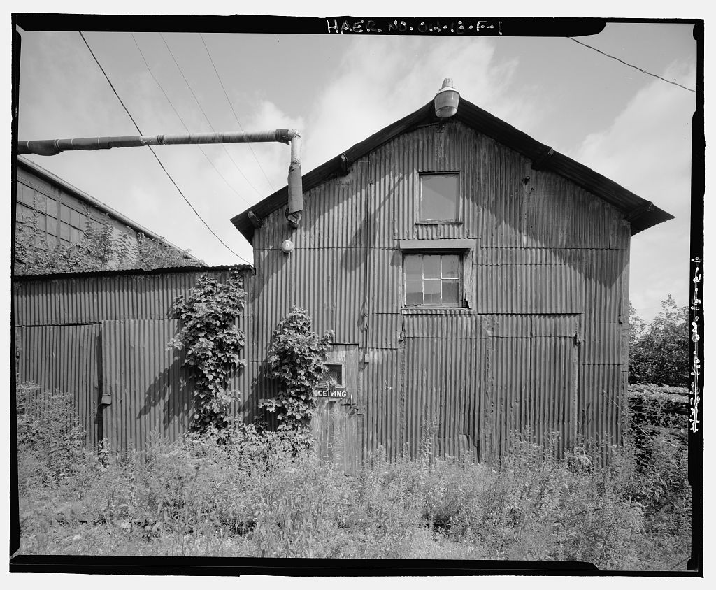 Pennsylvania Railway Ore Dock, Storage Shed, Lake Erie at Whiskey Island, Cleveland, Cuyahoga County, OH, photograph filed with the federal survey