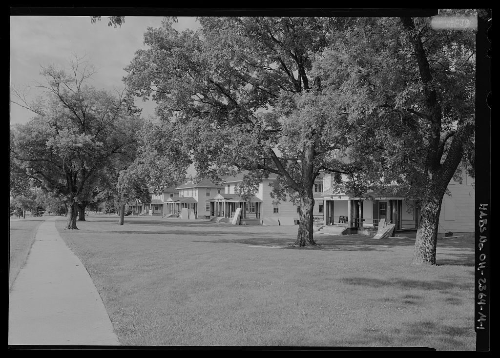National Home for Disabled Volunteer Soldiers, Central Branch, Quarters, 4100 West Third Street, Dayton, Montgomery County, OH, photograph filed with the federal survey