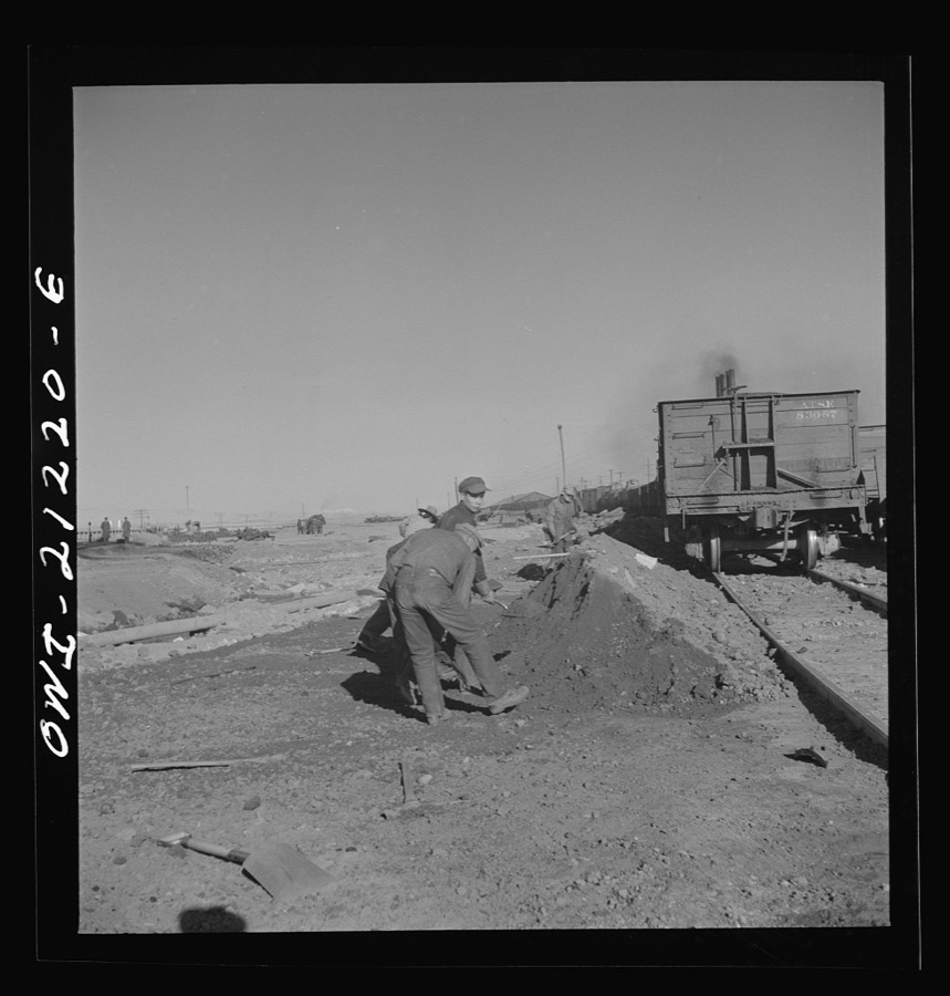 Winslow, Arizona. Indian laborers at work in the Atchison, Topeka and Santa Fe Railroad yard