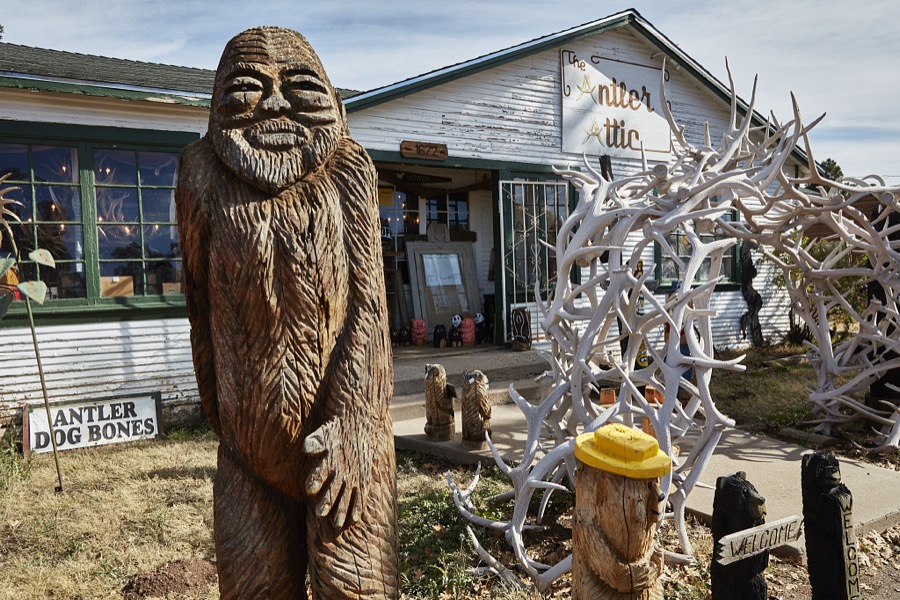 Sculptures and decorations made of antlers are indeed a featured item at the Antler Attic shop in Pinetop-Lakeside, a popular, woodsy Navajo County summer resort and second-home area for residents of larger Arizona desert cities such as Phoenix